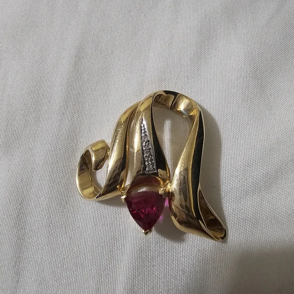 Elegant 14k Gold Ruby Diamond Huge Pendant